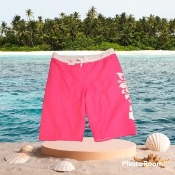 Op shorts Sz XL girls 🏝🤍💖 - Picture 2 of 6